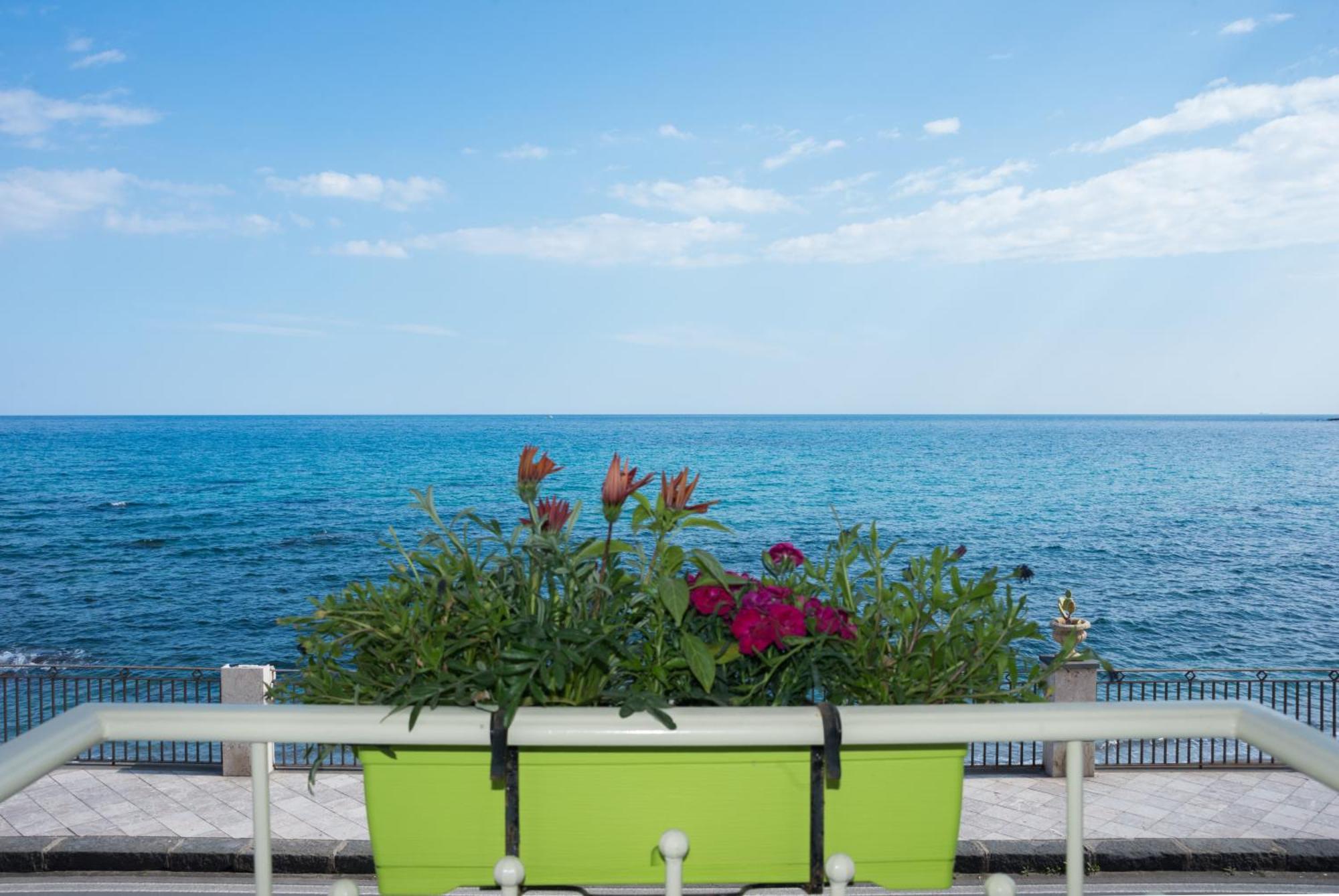 Joanna Studio Flat Giardini-Naxos Exterior foto