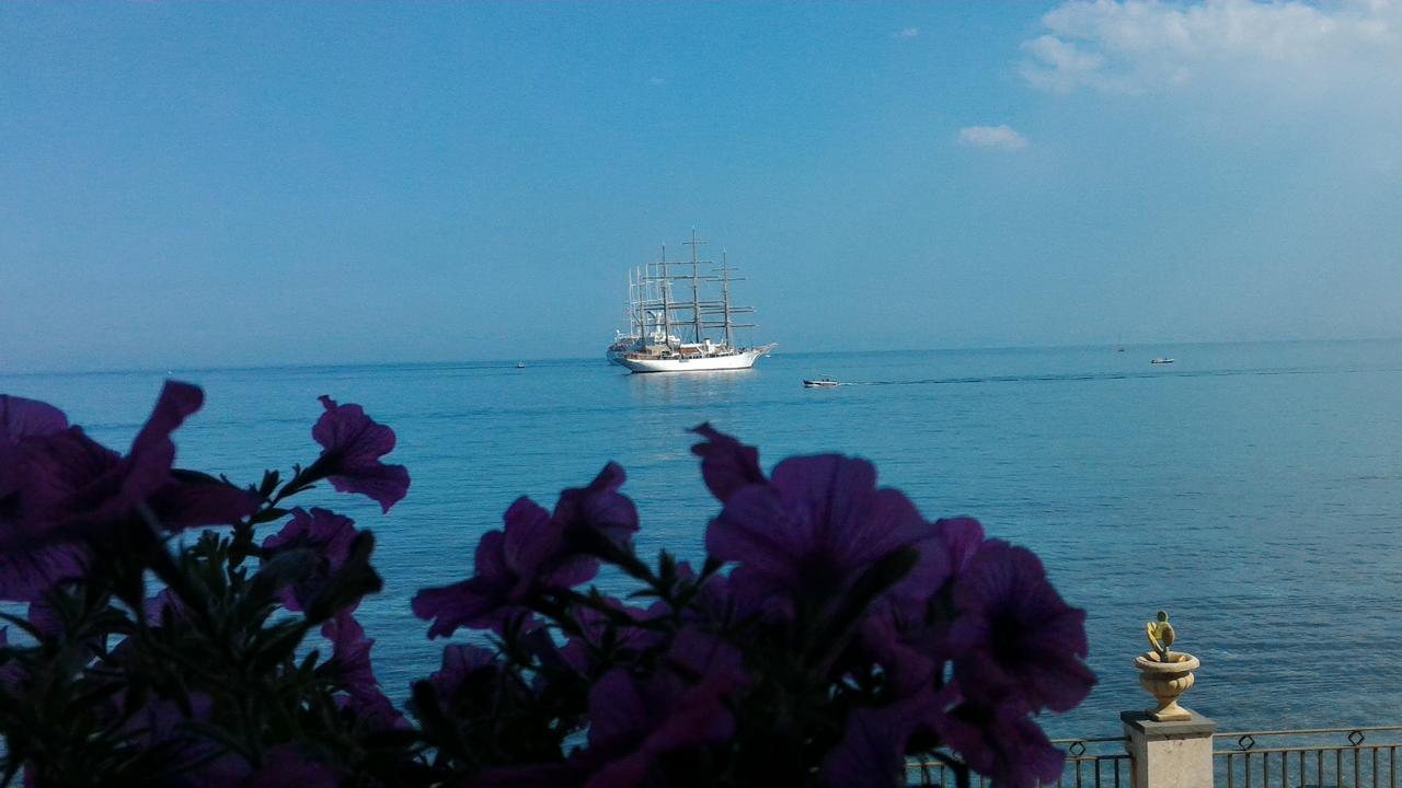 Joanna Studio Flat Giardini-Naxos Exterior foto